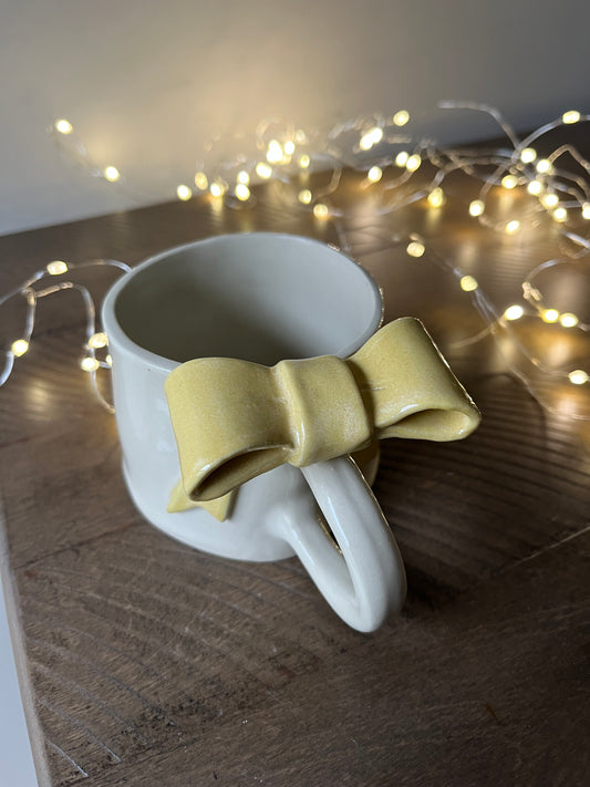 Champagne Yellow Ceramic Bow Mug