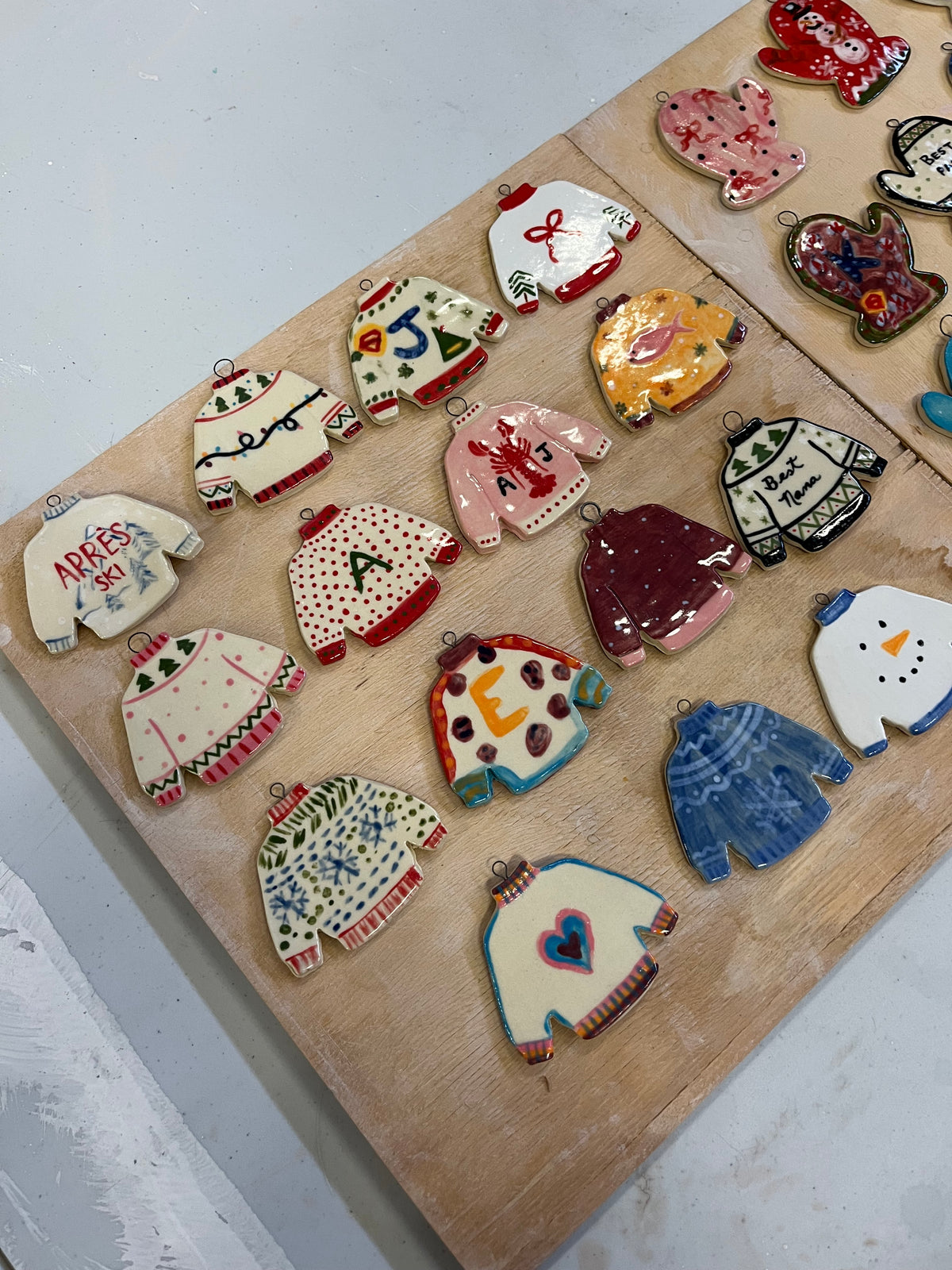 Ornament Painting at the Merry Market! (HelloHappy Hq events)