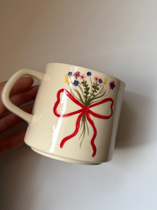 Floral bouquet & bow mug