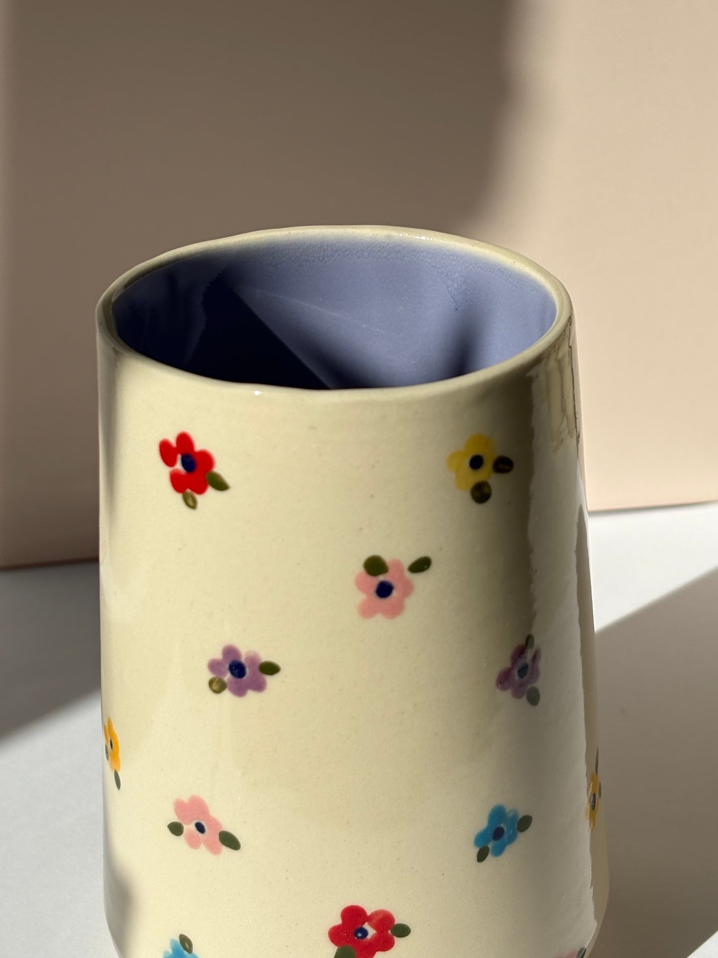 Dainty Flowers Tumbler Cup