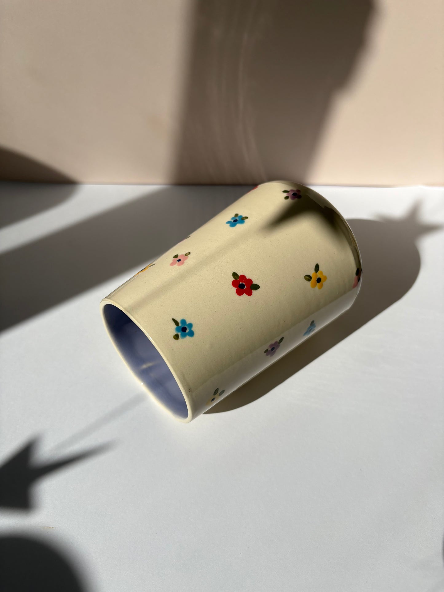 Dainty Flowers Tumbler Cup